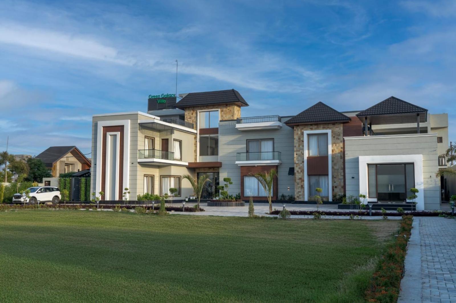 Green Galaxy Villa Амритсар Экстерьер фото